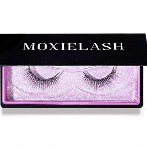 NIB Moxie Lash "Classy Lash" Kit